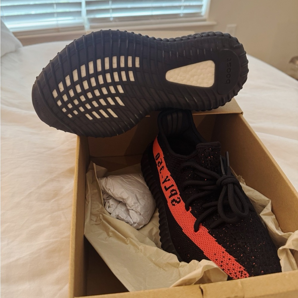 Adidas Yeezy Boost 350 V2 Core Black Red Sneakers - Picture 4 of 4